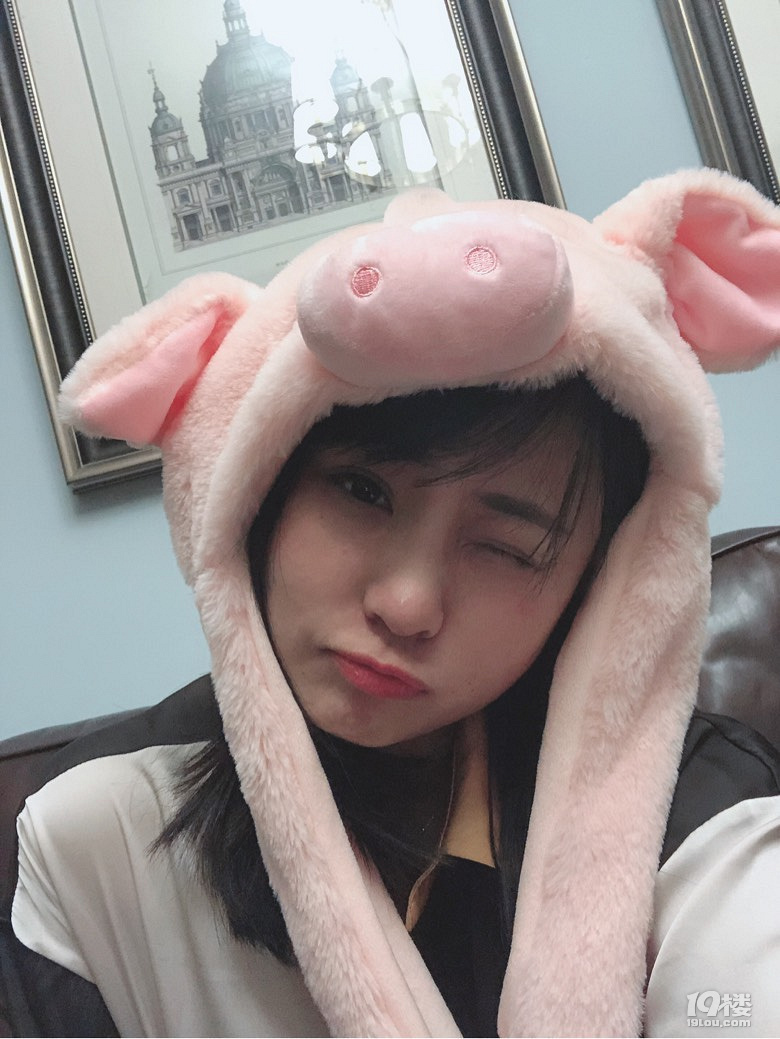 四月的風(fēng)四月的雨四月的陽光四月的我