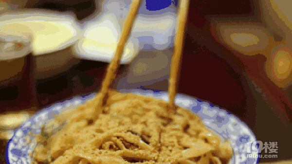 有哪些看一眼就覺得很香的食物？