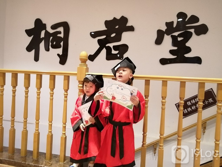 硿@̫