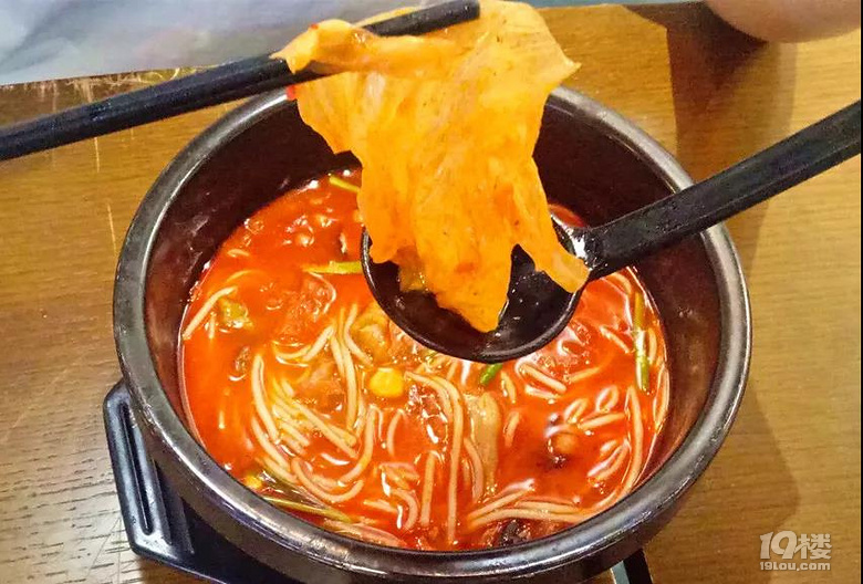 大块分享:韩式米线肥牛泡菜,叫人吃了一回向两食谱猪肉怎么吃图片