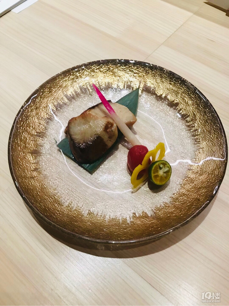 西湖邊的高端日料，吃到了最不一樣的鰻魚飯！