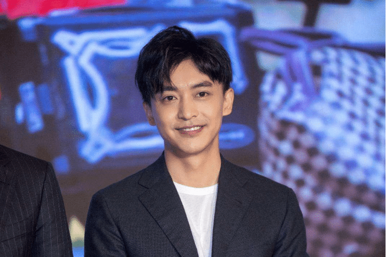 任达华受害,不禁想起韩雪遇袭时李佳航挺身相