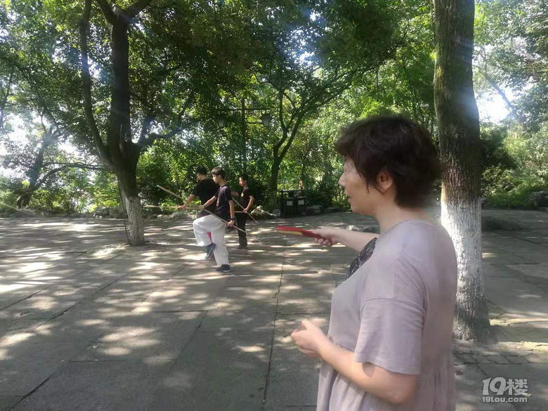 鹫ɽ