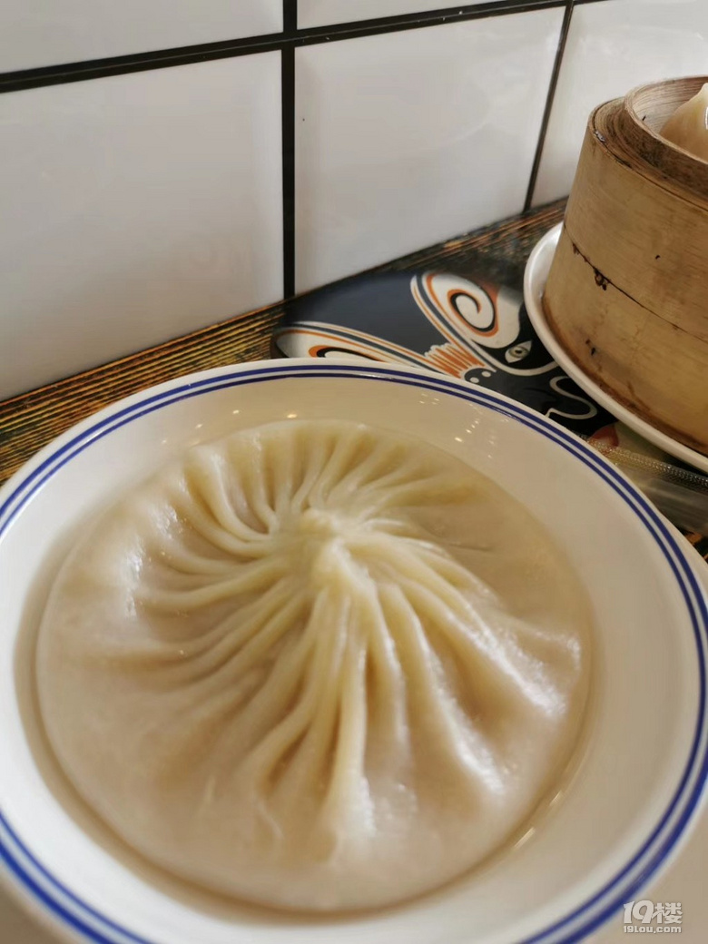 【吃蟹好地方】+黃蟹灌湯包