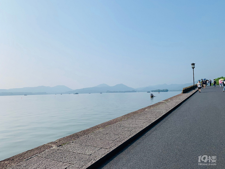 【秋游跡】漫步上香古道、法喜寺吃齋飯