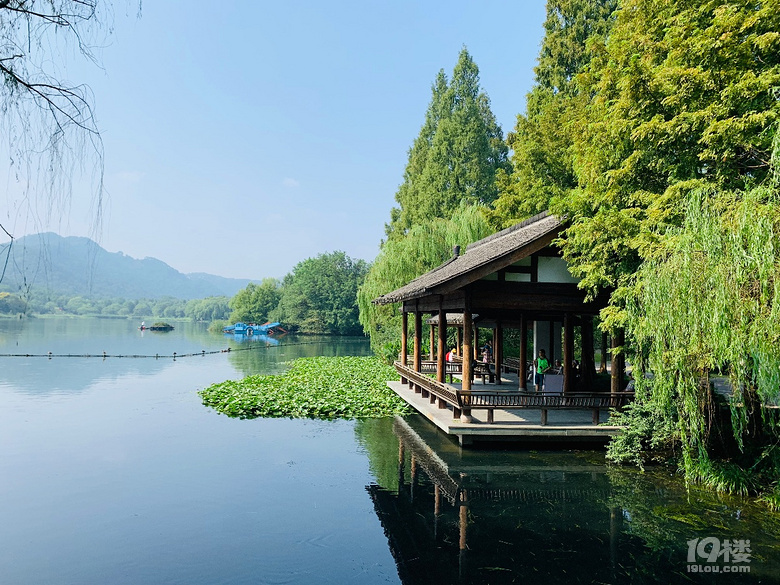 【秋游跡】漫步上香古道、法喜寺吃齋飯