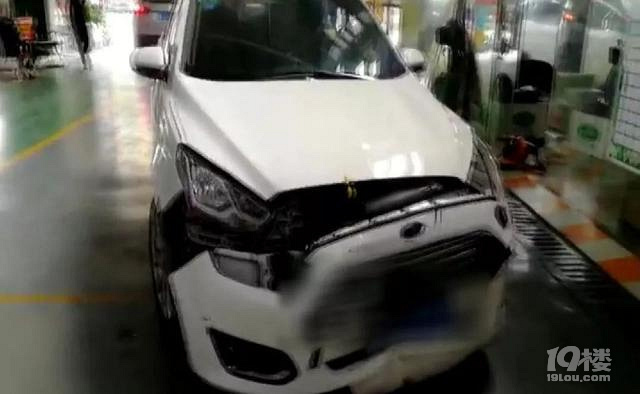 車輛進(jìn)店保養(yǎng)卻在路上發(fā)生事故，汽修店拒絕賠償稱：法院見