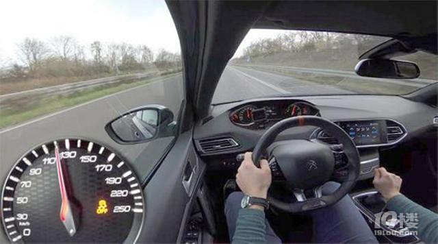 汽車在高速上跑多快才是最省油的？30年老司機說出壓箱底經(jīng)驗