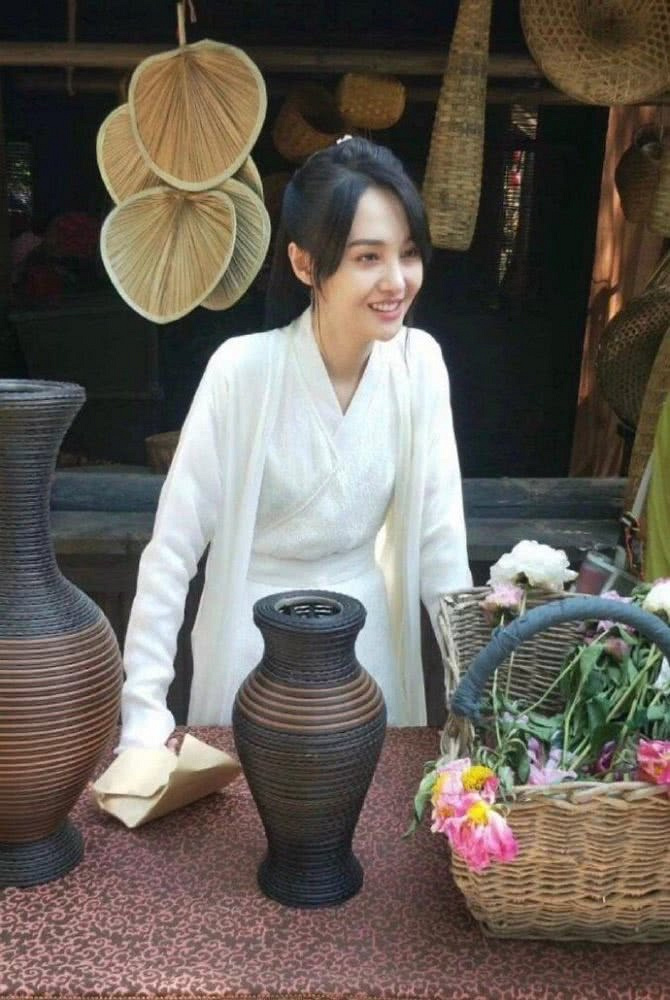 郑爽《倩女幽魂》造型出炉,能赢过王祖贤,杨幂吗
