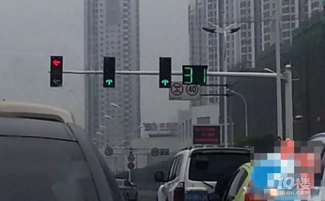 看不懂這些信號(hào)燈，分被扣光你都不知道