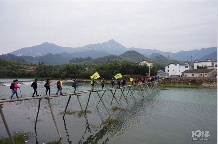 10.19 山頂沙漠龍須山，探索徽州龍川古村