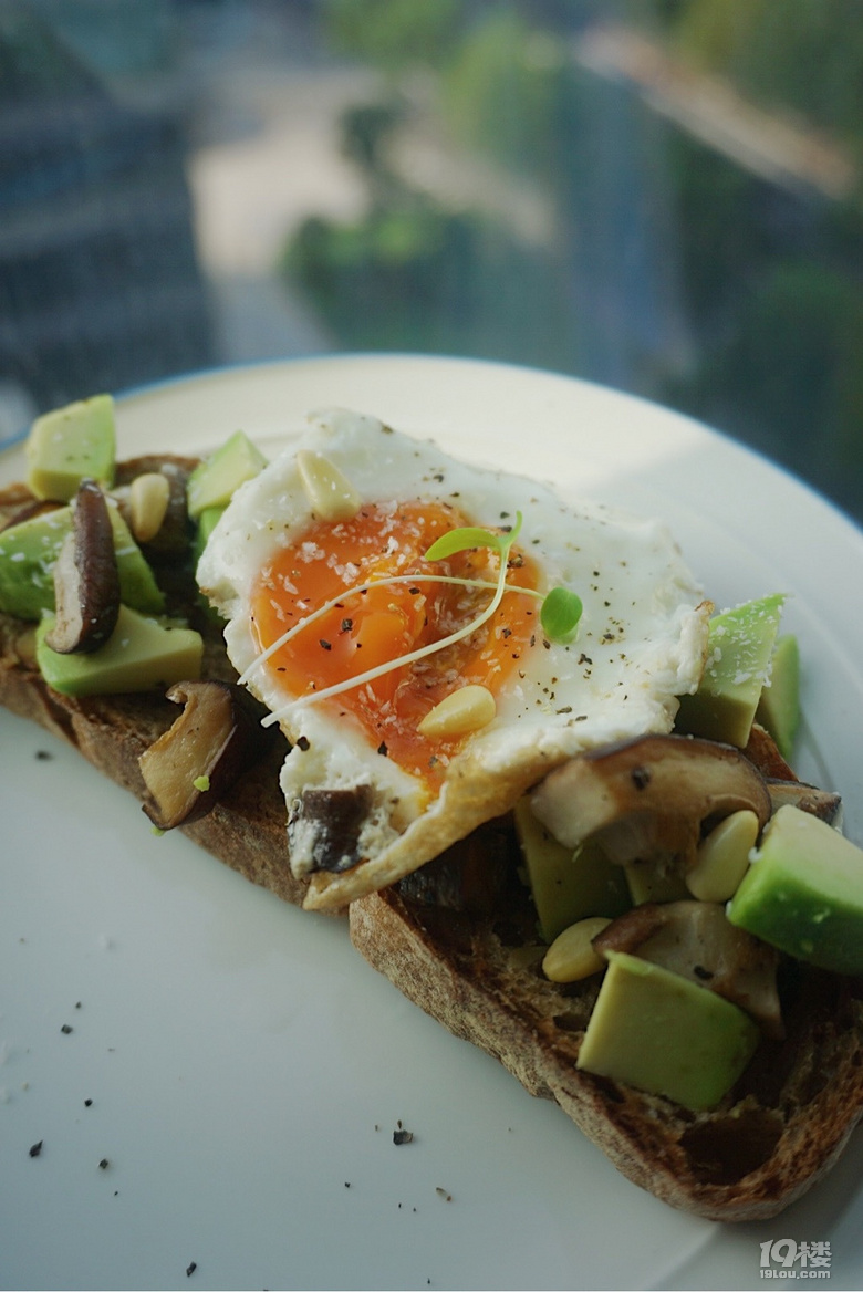 犸㶨brunch