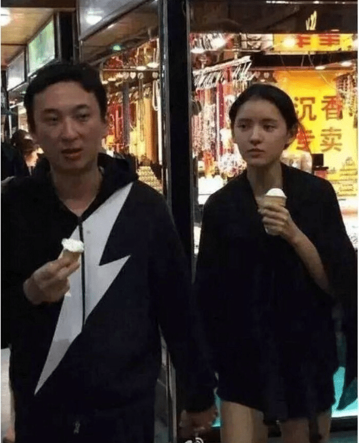 清空微博和朋友圈,网友爆料王思聪被抓了?其实