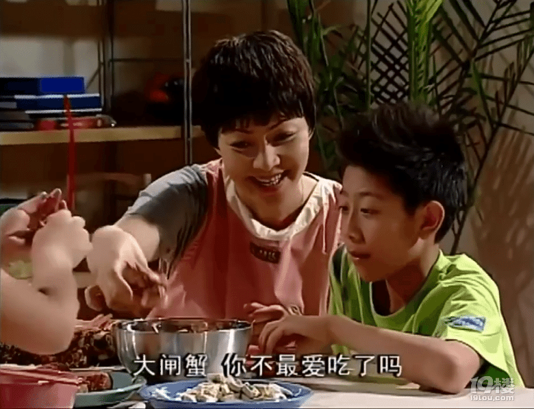 重溫了一遍《家有兒女》，劉星家的伙食也太好了吧！