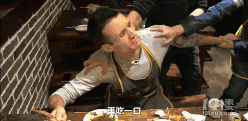 華人海外賣皮蛋被抓，警方：這東西不適合人類食用！