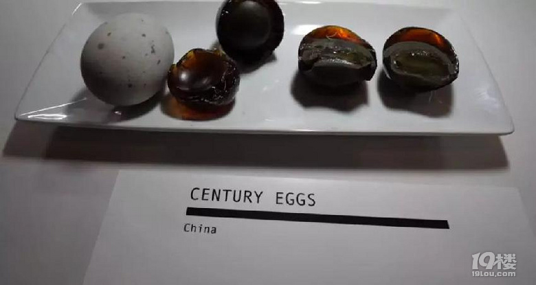 華人海外賣皮蛋被抓，警方：這東西不適合人類食用！