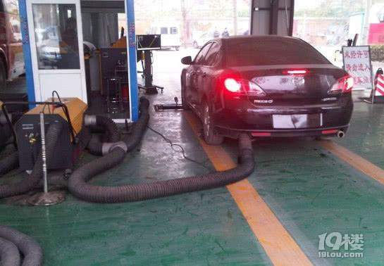 汽車(chē)合格汽油合格，為啥年檢不合格？難道是開(kāi)車(chē)的姿勢(shì)不對(duì)