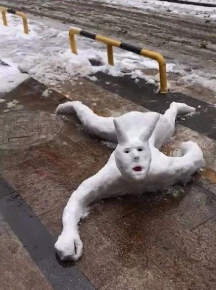 年度最不正經(jīng)雪人大賽，看完給跪了哈哈哈哈哈