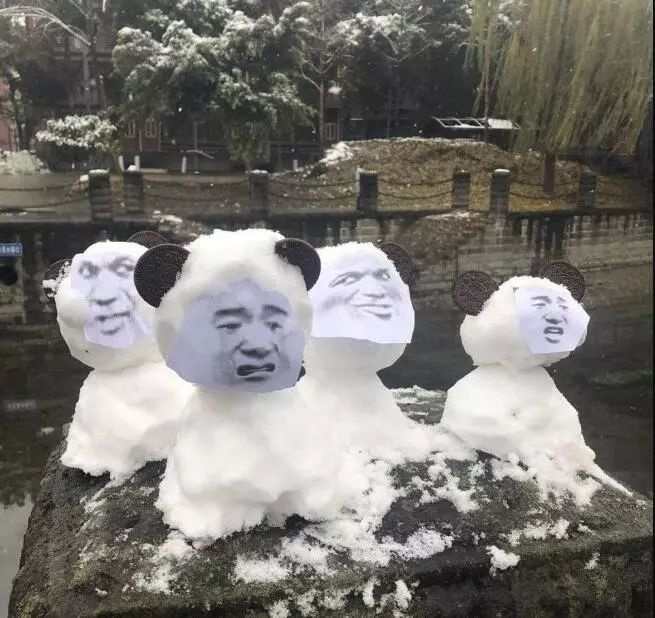 年度最不正經(jīng)雪人大賽，看完給跪了哈哈哈哈哈