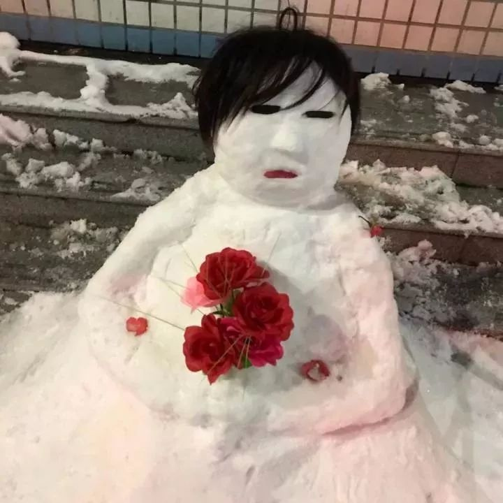 年度最不正經(jīng)雪人大賽，看完給跪了哈哈哈哈哈