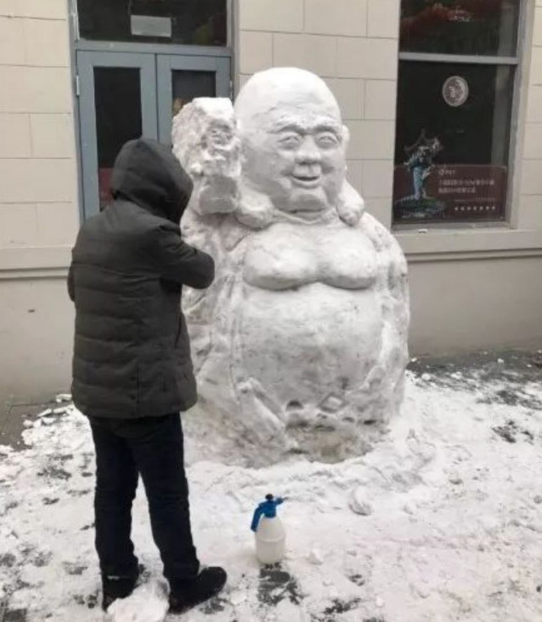 年度最不正經(jīng)雪人大賽，看完給跪了哈哈哈哈哈