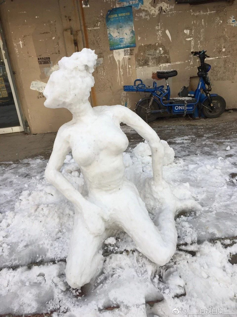 年度最不正經(jīng)雪人大賽，看完給跪了哈哈哈哈哈