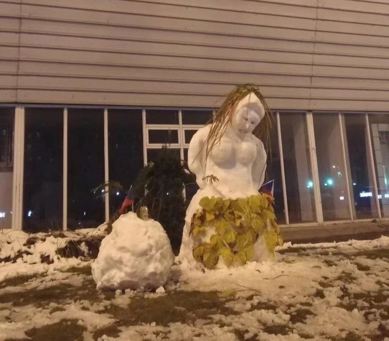 年度最不正經(jīng)雪人大賽，看完給跪了哈哈哈哈哈
