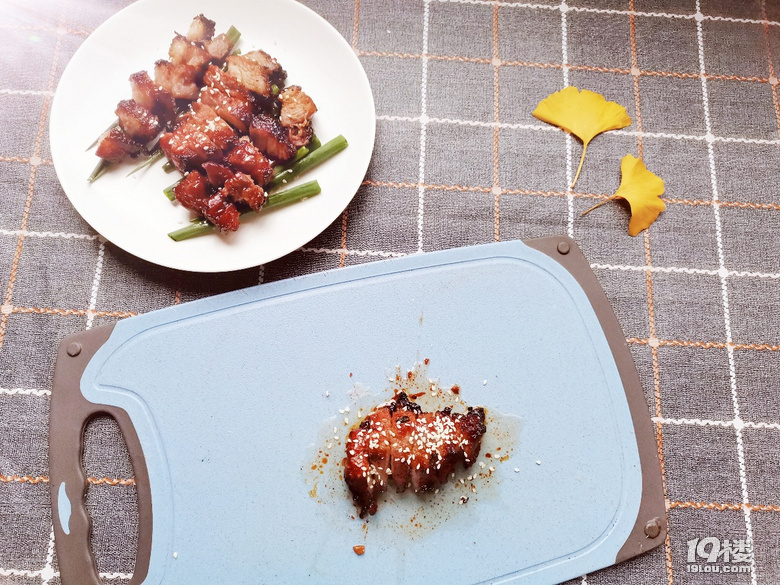 猪肉价格终于稳定了,我终于可以吃一顿五花肉了
