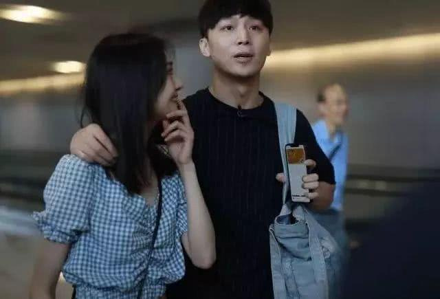 郑爽起诉前男友后张恒实名制账号,网曝张恒手握郑爽猛料