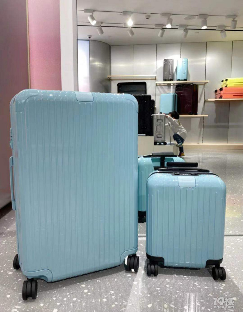 Rimowa冰川藍(lán)母子箱��！