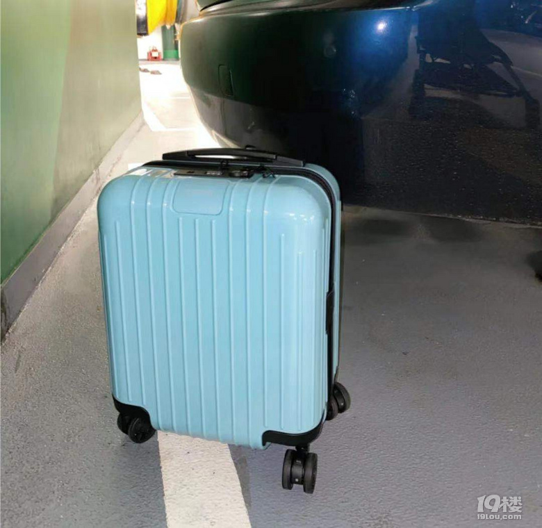 Rimowa冰川藍(lán)母子箱�。�
