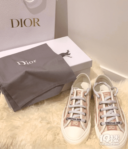 Dior ¿۵ķɫϻCЬ