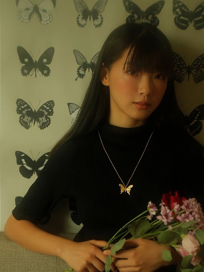 香妃娘娘憑什么席卷時尚圈？我自愿被蝴蝶洗腦