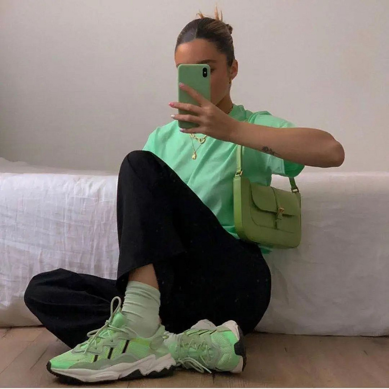 腋下包=時(shí)髦精新寵！跟著Kendall、Jennie買包不會
