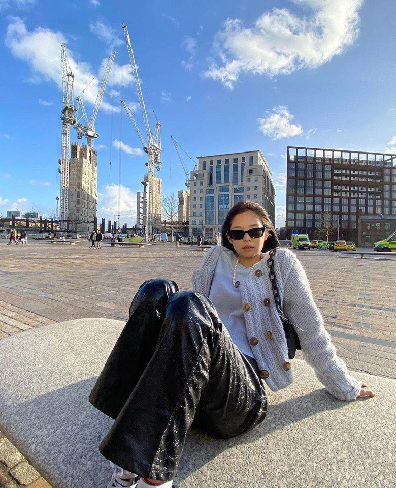 腋下包=時(shí)髦精新寵！跟著Kendall、Jennie買包不會