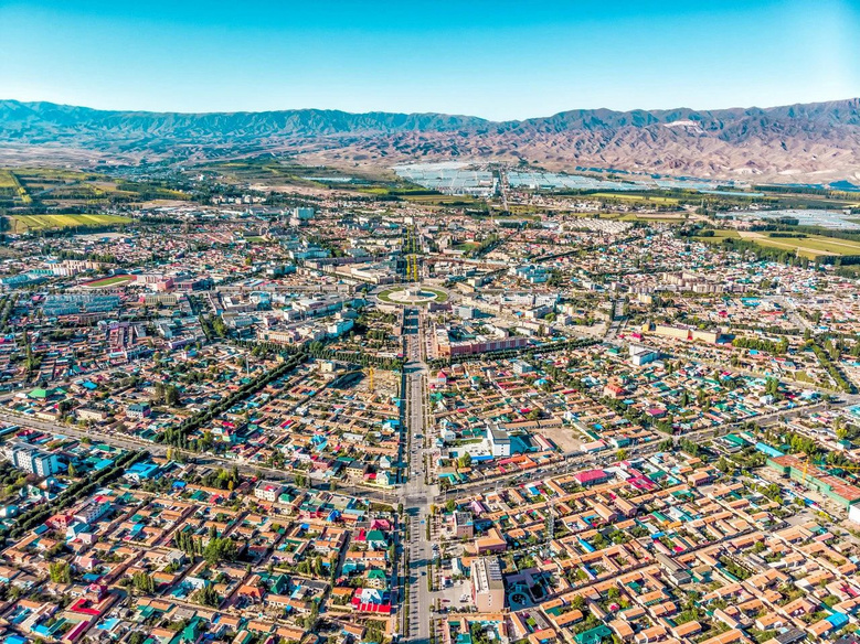 中國(guó)唯一沒(méi)有紅綠燈的城市，不僅不堵車(chē)，還美得不可思議！