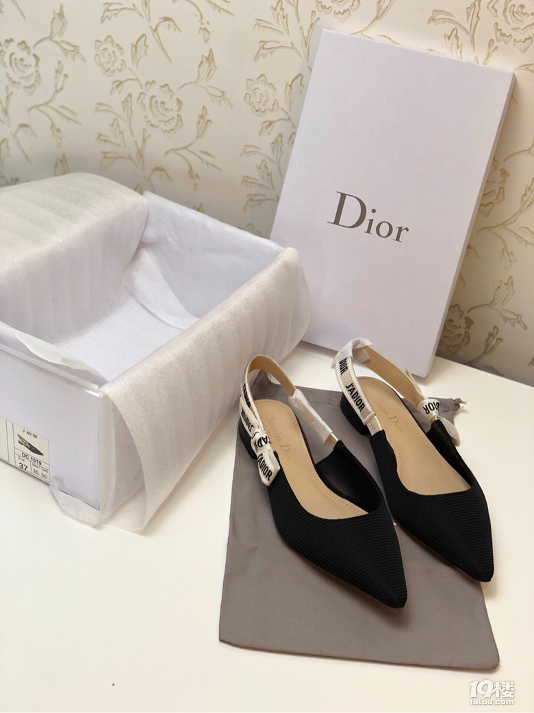 Dior ƽЬ