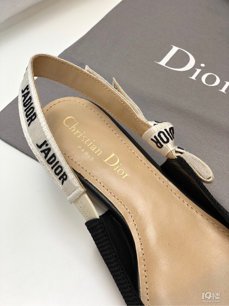 Dior ƽЬ