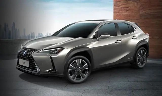 轎車沒落？這一屆年輕人，為什么越來越喜歡SUV了？