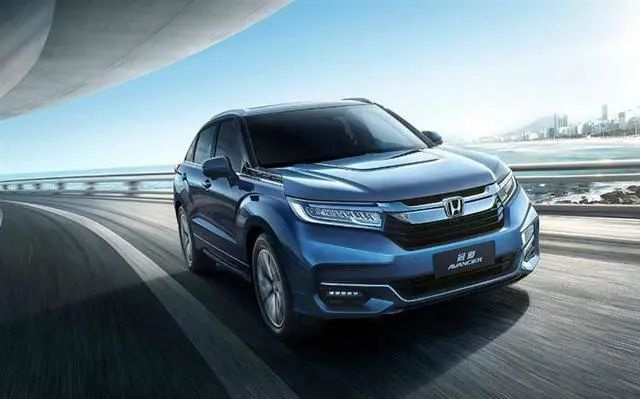 轎車沒落？這一屆年輕人，為什么越來越喜歡SUV了？