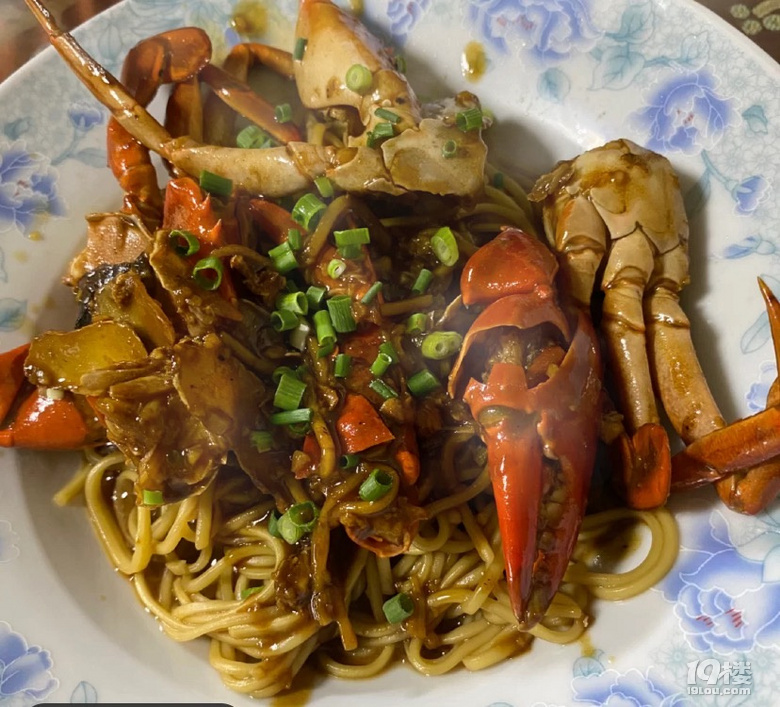 沒有招牌的面店， 讓小鳥胃的我也能吃三碗