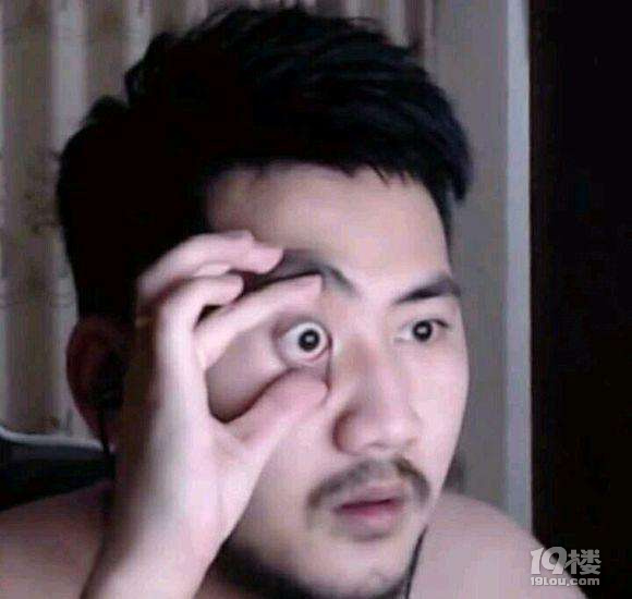 快拿起放大鏡，來看看周杰倫的新歌MV