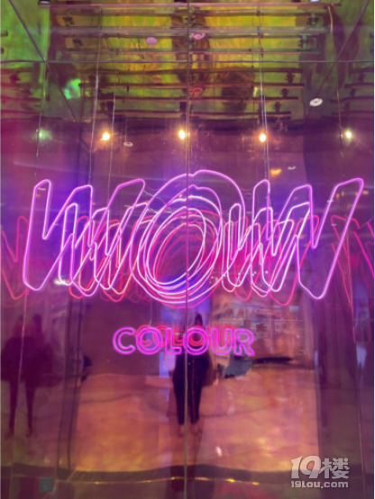 _ʊyWOW COLOURҹһ