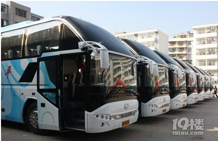 45座55座60座旅游大巴车出租,旅游包车接送,市区省外团建