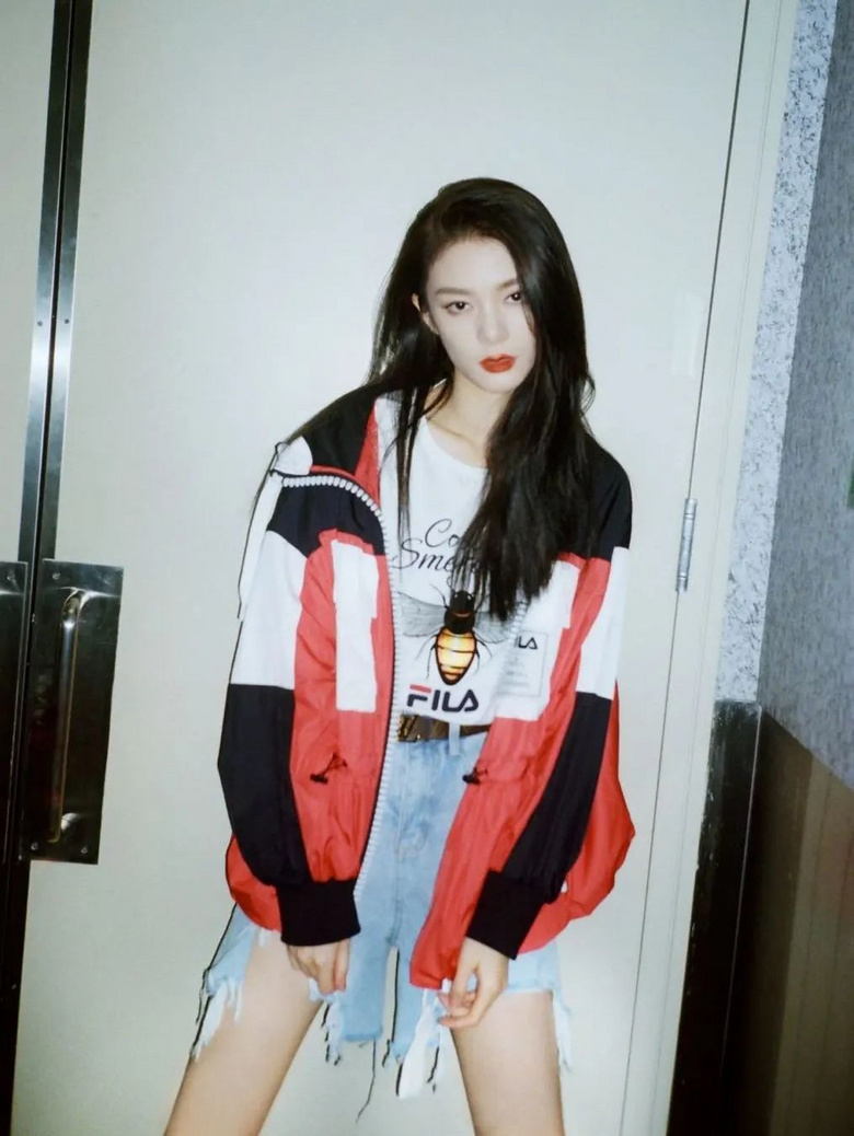 穿上這條短褲，擁有Lisa、Jennie同款女團腿！
