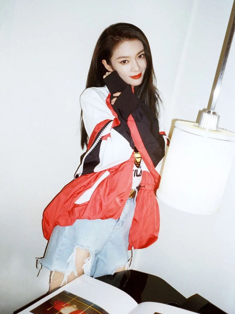 穿上這條短褲，擁有Lisa、Jennie同款女團腿！