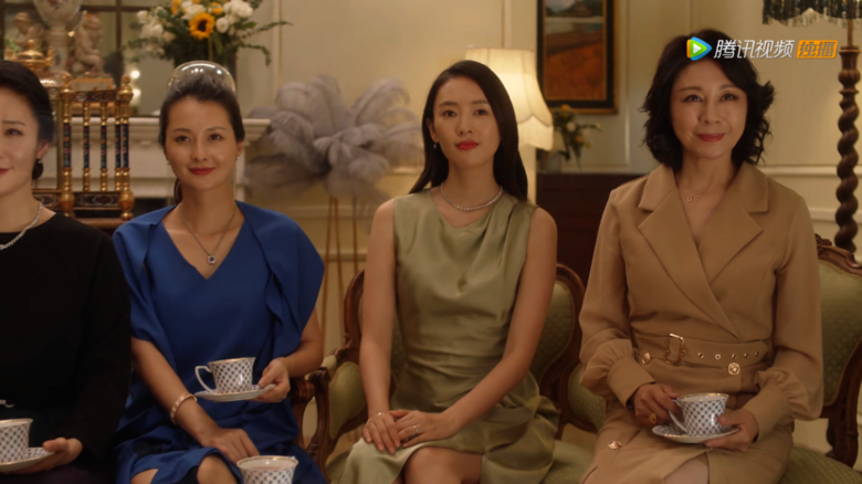 扒一扒《三十而已》顧佳的穿搭，也太適合上班族模仿了吧！