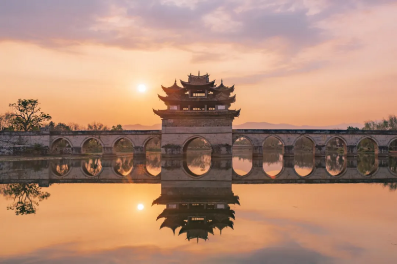 這座隱秘小城去一趟相當(dāng)于出國(guó)，比大理美，比成都好吃！