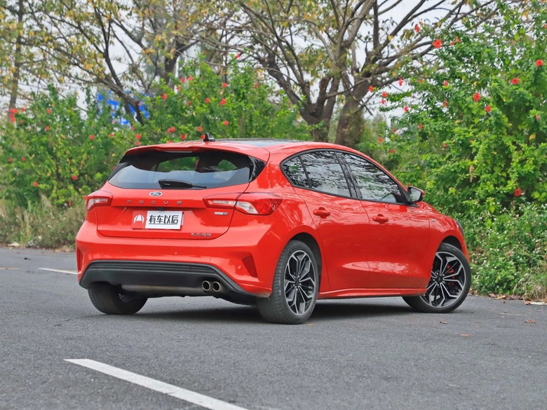 銷量榜首的車型竟然也是非獨立懸掛？怪不得大家都說它們不高級
