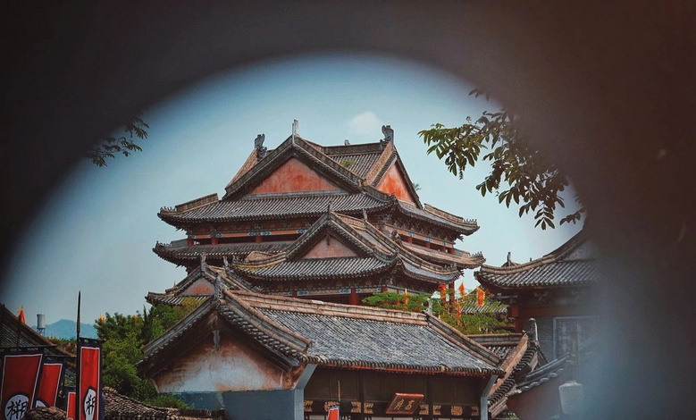 國(guó)內(nèi)唯一敢叫板好萊塢的景區(qū)，一腳跨過唐宋元明清，去一次就上癮